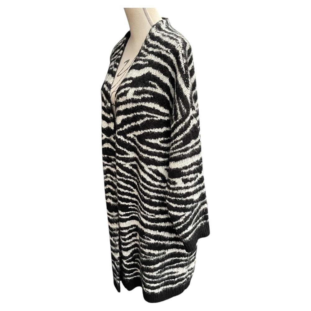 Dex Black/White Zebra Oversized Drop Shoulder Cardigan Duster (2X) - Picture 7 of 14